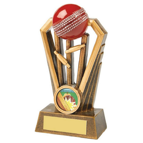 Stumps Red Ball Cricket Trophy | 140mm | G7