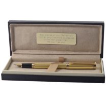 Status Fountain Pen | Gold | Deluxe Box